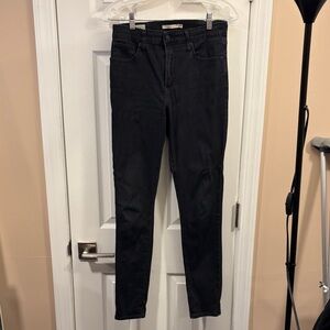 Levi's Women's Classic Black Skinny Jeans